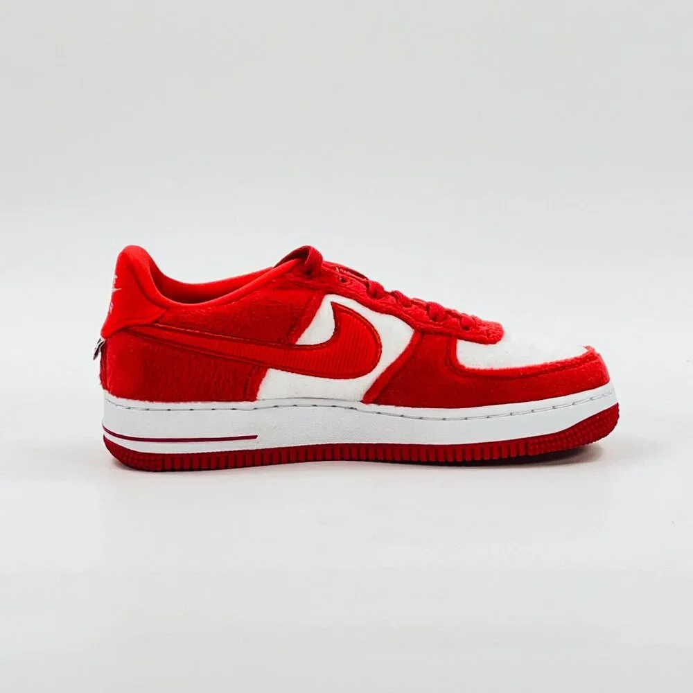 Nike Youth Air Force 1 Fleece 'Valentines Day' FZ3552-612 size 5